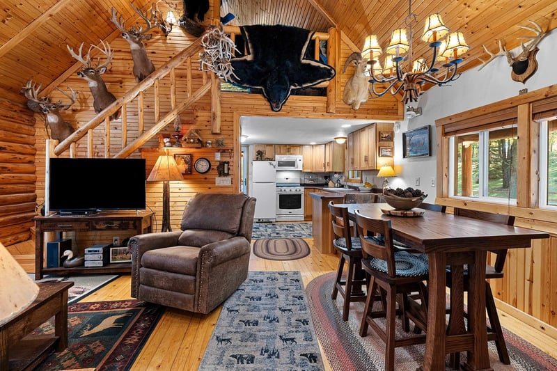 10014 Tank Ln, Pound, WI 54161