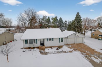 3262 Evergreen Ave, Green Bay, WI 54313-7230