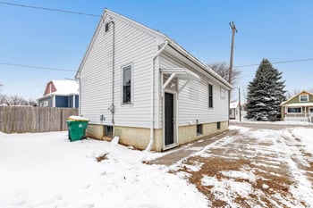 609 12th Ave, Green Bay, WI 54303