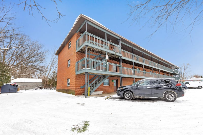 836 Vine Ave, Oshkosh, WI 54901-3686