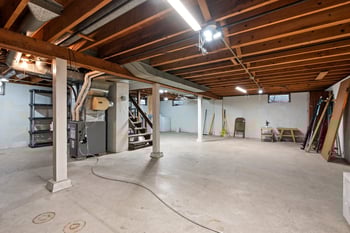 1322 5th Ave, Oshkosh, WI 54902-5613