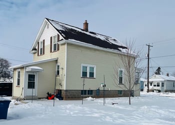 533 10th Ave, Oshkosh, WI 54902-6407