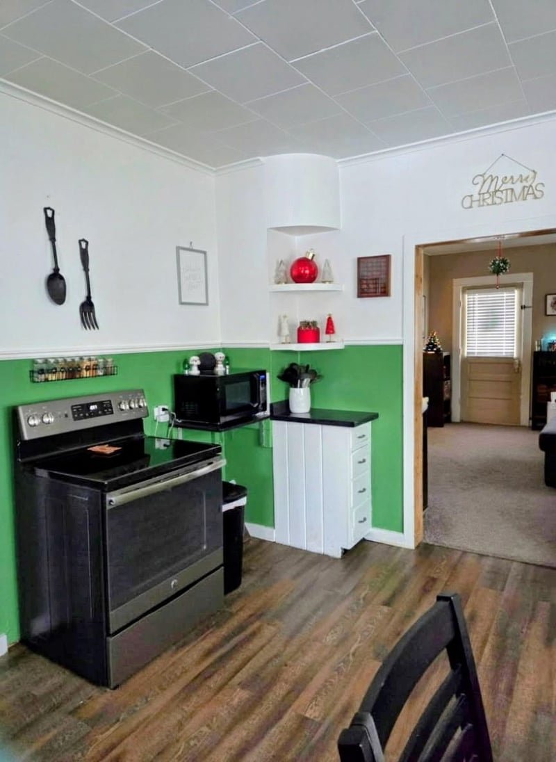 533 10th Ave, Oshkosh, WI 54902-6407