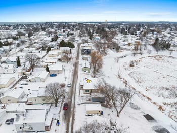 245 Buchanan St, Algoma, WI 54201-1607