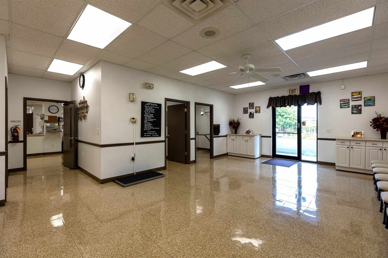 14605 Velp Ave, Suamico, WI 54173-8432