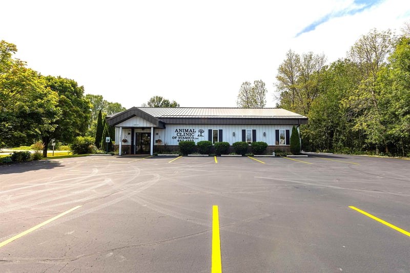 14605 Velp Ave, Suamico, WI 54173-8432