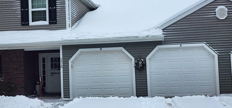 2510 Village Ln #A, Oshkosh, WI 54904-8178