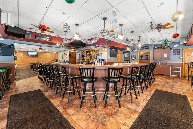 2932 Fond Du Lac Rd, Oshkosh, WI 54902-7227