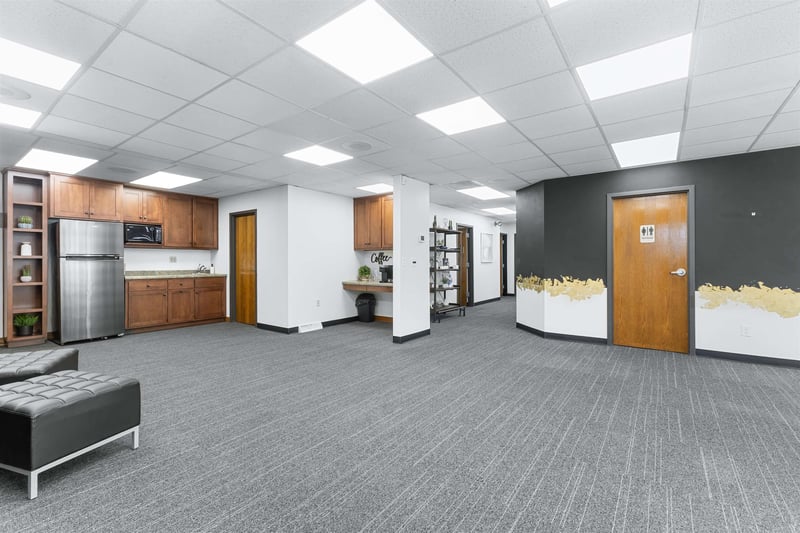 277 9th St, De Pere, WI 54115