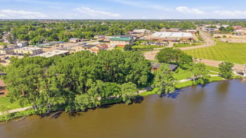 222 Ohio St, Oshkosh, WI 54902-5825
