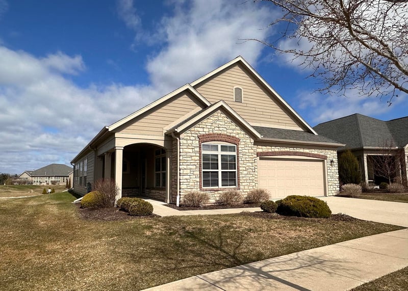 159 Bedford Rd, Green Bay, WI 54311