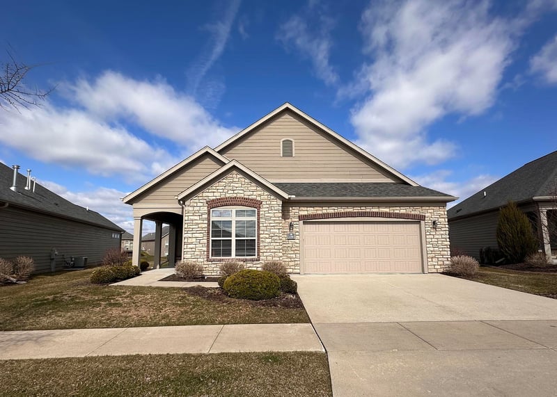 159 Bedford Rd, Green Bay, WI 54311