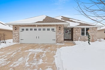 3816 Shore Crest Ln, Green Bay, WI 54311-9147