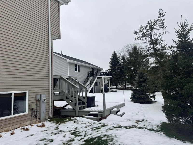 2340 Talladega Speedway Dr, De Pere, WI 54115