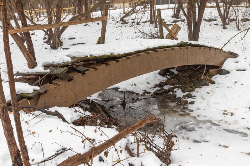 2849 Ruschfield Dr, Oshkosh, WI 54904