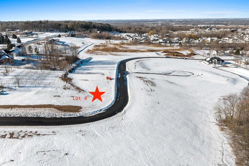 4166 Half Crown Rn #4, De Pere, WI 54115