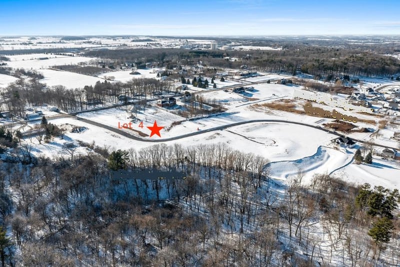 4166 Half Crown Rn #4, De Pere, WI 54115