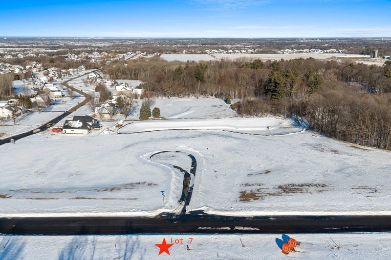 4134 Half Crown Rn #7, De Pere, WI 54115