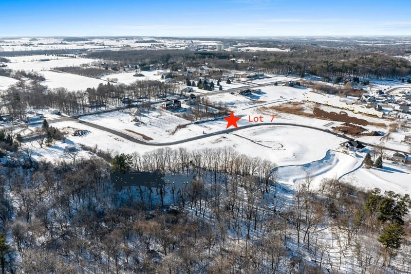 4134 Half Crown Rn #7, De Pere, WI 54115