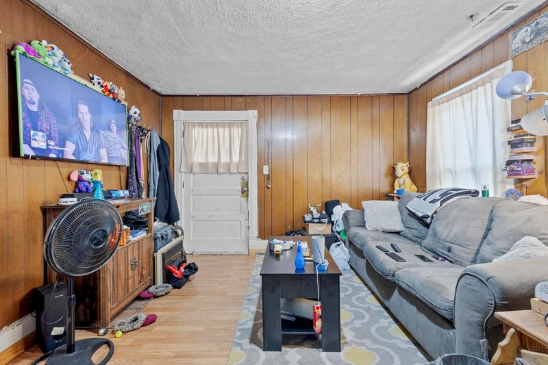 918 Merritt Ave, Oshkosh, WI 54901