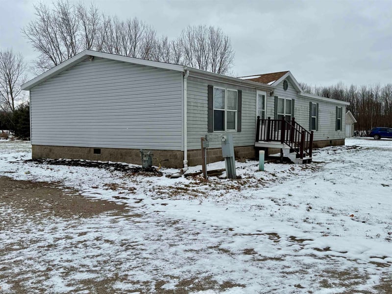 5075 Shamrock Way, Little Suamico, WI 54141