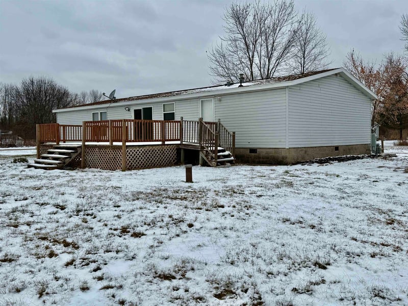 5075 Shamrock Way, Little Suamico, WI 54141