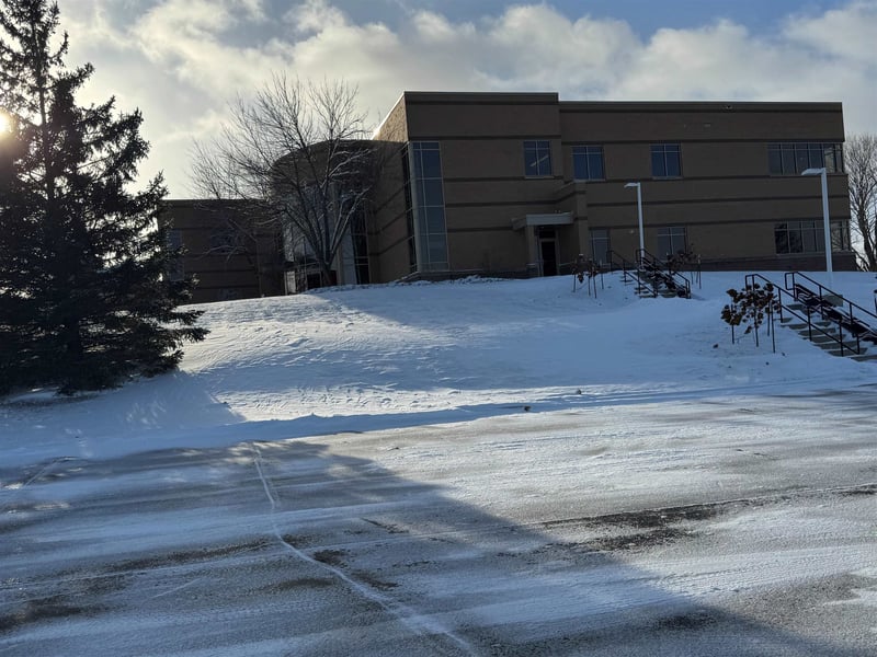 469 Security Blvd, Green Bay, WI 54313-9707