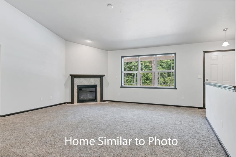 1700 Betty Jean Ln, Green Bay, WI 54313-0000