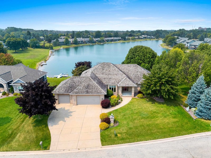 3399 Sonata Dr, Green Bay, WI 54311
