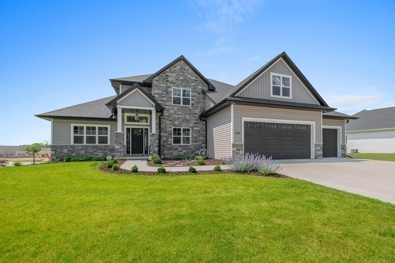 655 Sunset Rg, Green Bay, WI 54313