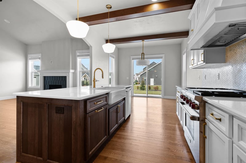 N8861 Noe Rd, Menasha, WI 54952