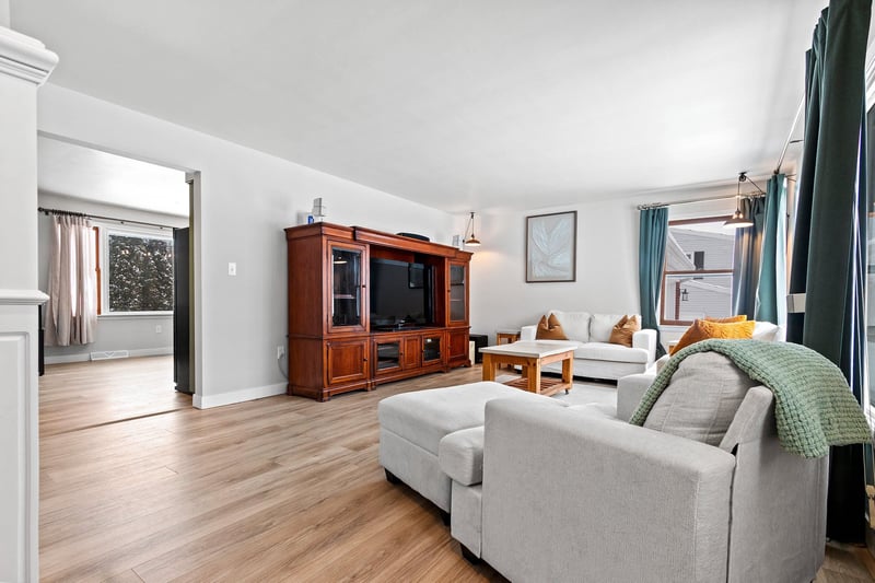 960 Watermolen Ave, Green Bay, WI 54304