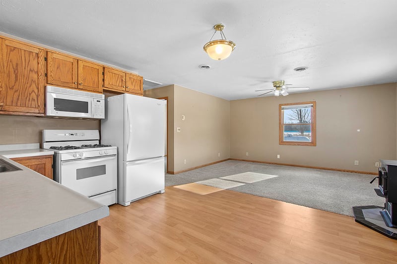 11690 State Hwy 32, Suring, WI 54174