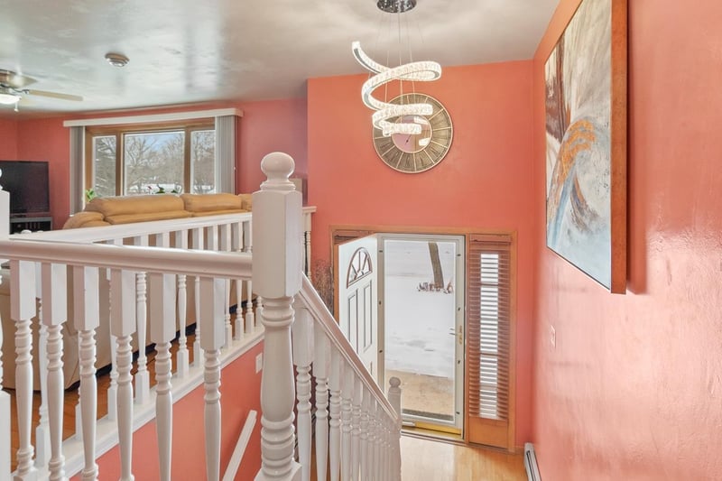 250 Michelle Ct, Green Bay, WI 54302-4926