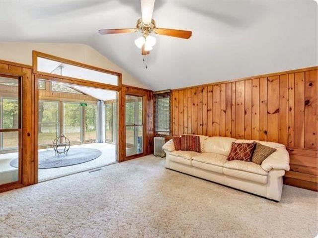 N7119 River Dr, Shawano, WI 54166-4224