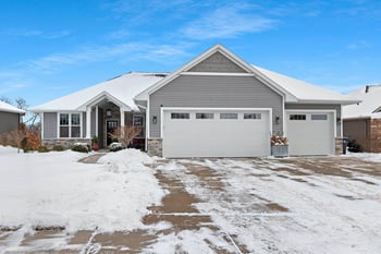 1626 Steiner Ln, Green Bay, WI 54303