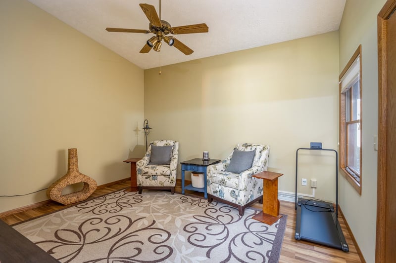 8 Fiesta Ct #E, Appleton, WI 54911