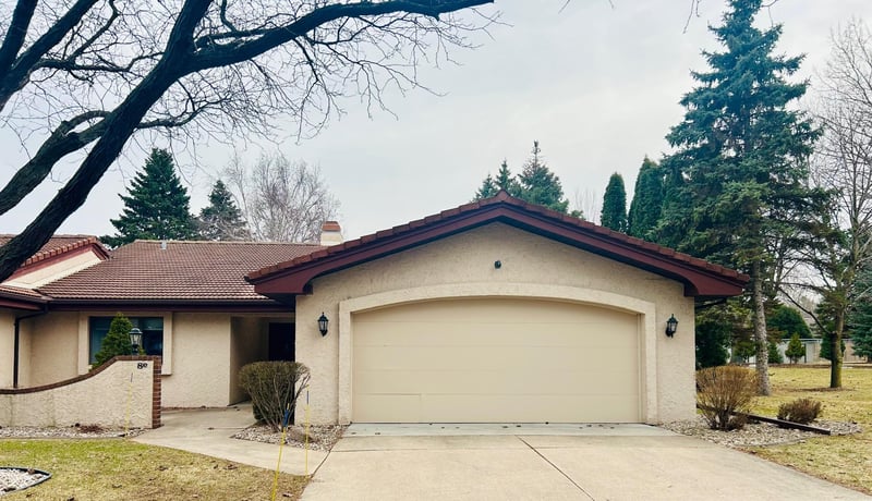 8 Fiesta Ct #E, Appleton, WI 54911