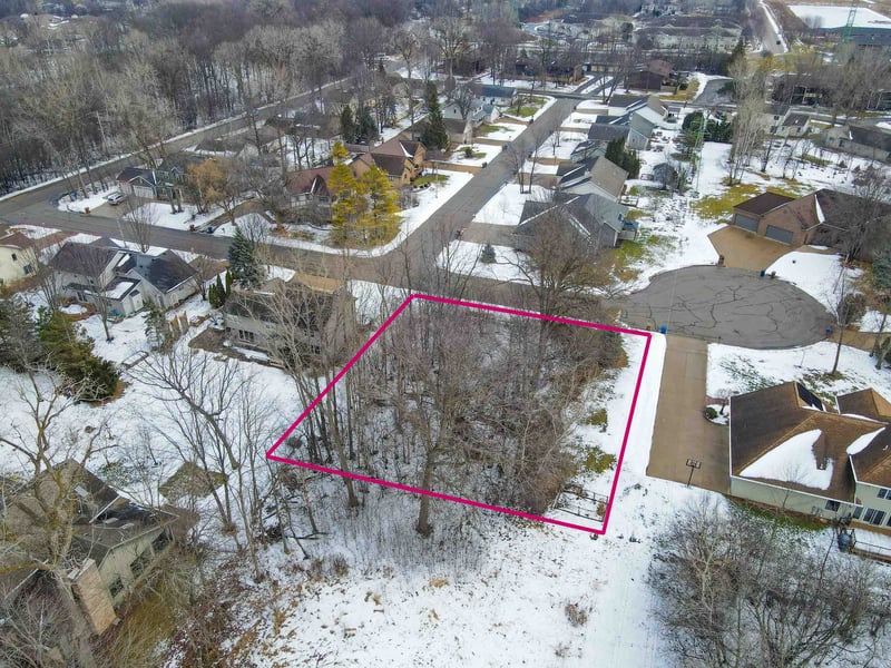 1786 Emerald Ct #28, Menasha, WI 54952