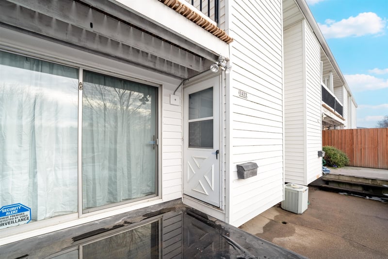 1422 2nd Ave, Oshkosh, WI 54902