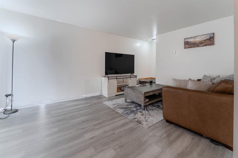 1422 2nd Ave, Oshkosh, WI 54902