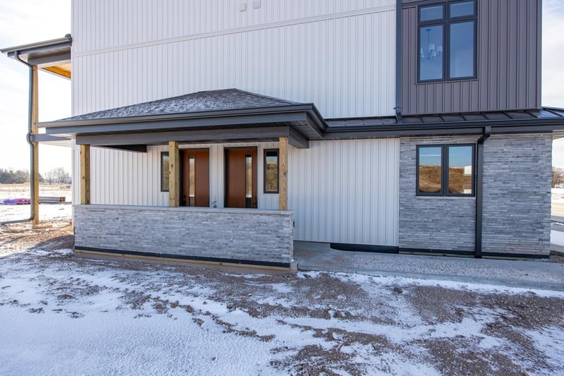 385 Satori Trl, Kimberly, WI 54136