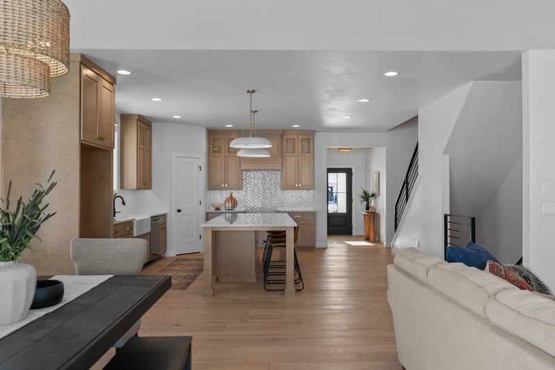 W5826 Roundstone Pl, Menasha, WI 54952
