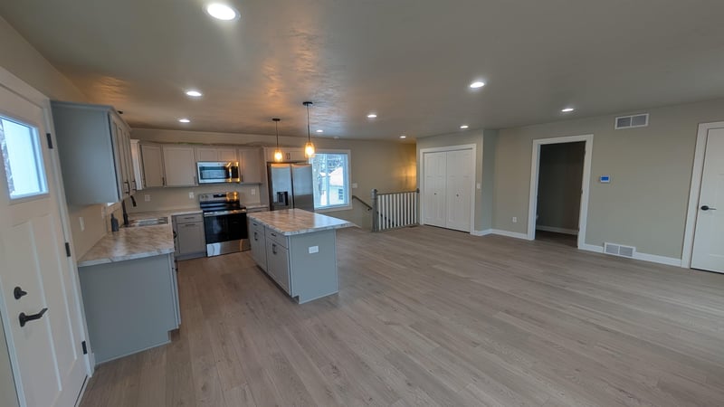 119 Harrison St, Appleton, WI 54915