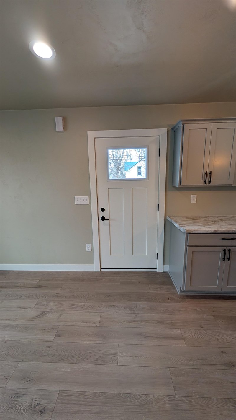 119 Harrison St, Appleton, WI 54915