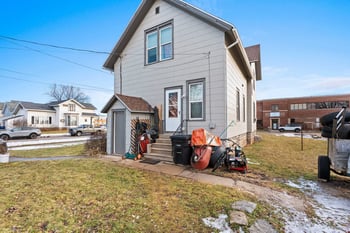 1403 Main St, Oshkosh, WI 54902