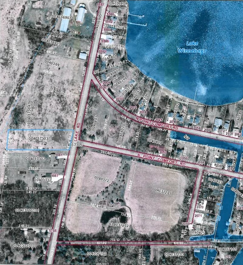 Lake Rd #3, Oshkosh, WI 54902-0000