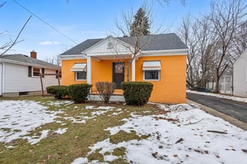 1463 Eastman Ave, Green Bay, WI 54302-1945