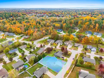 3442 Leeds Castle Dr, Green Bay, WI 54313-7483