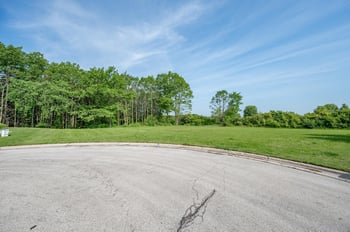 2969 Apple Ridge Ct, Green Bay, WI 54311